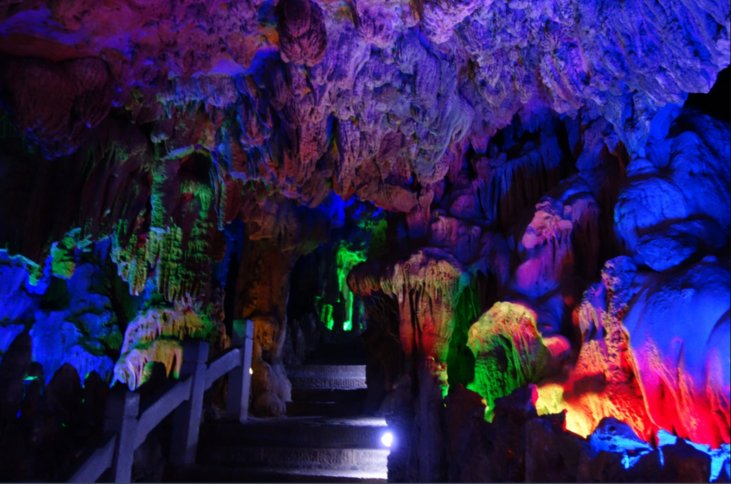 Reed Flute Cave, China [Livi]