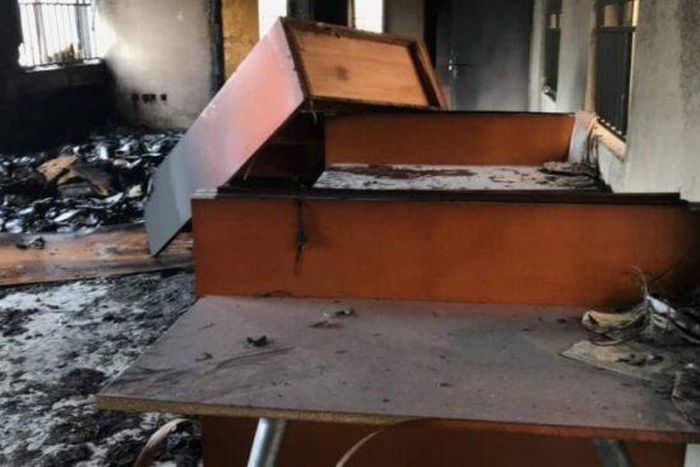 Hoodlums set court ablaze in Ebonyi