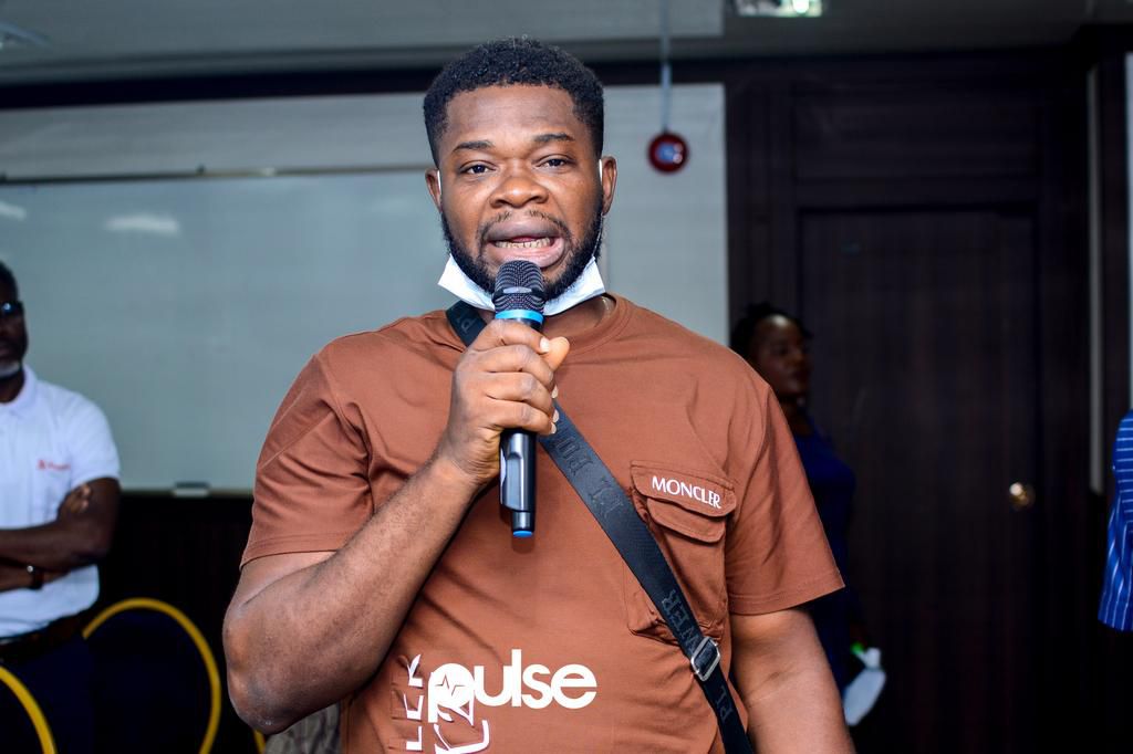 Mr. Ogechukwu Okoli (MD, Ogelinks) asking a question.