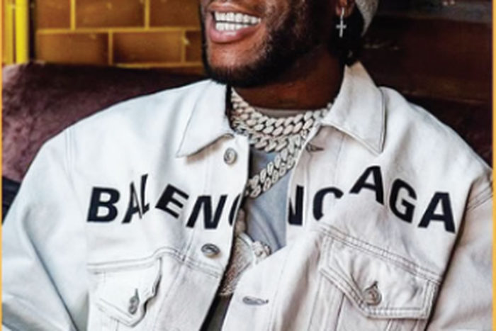 Burna Boy customized a diamond chain in Gambo's honour [Instagram]