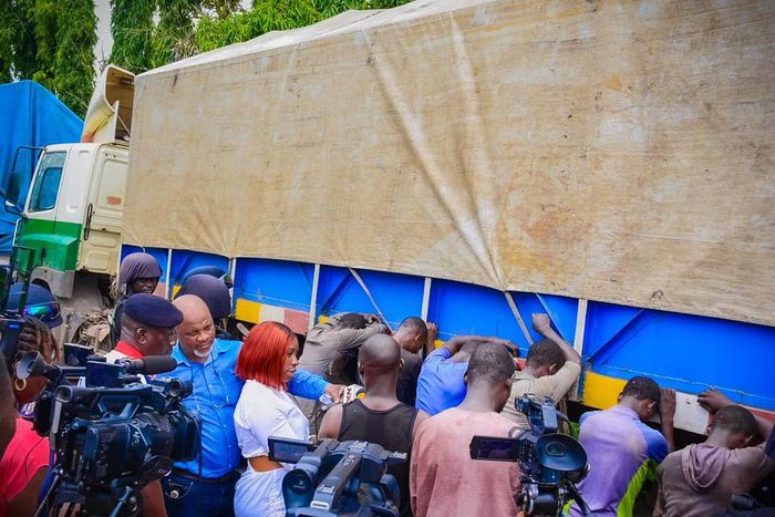 NSCDC officials in action. [Twitter:@official_NSCDC]