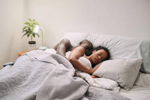 The benefits of sleeping naked [gettyimages]