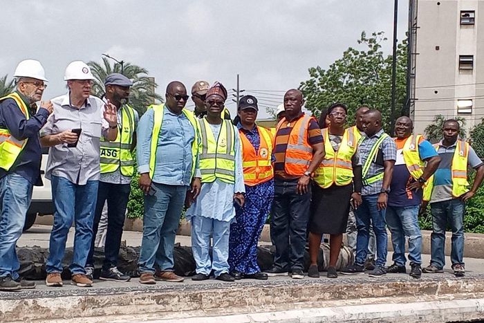 FG pushes Eko/Apongbon Bridges re-opening to July 9, issues eviction notice. [NAN]