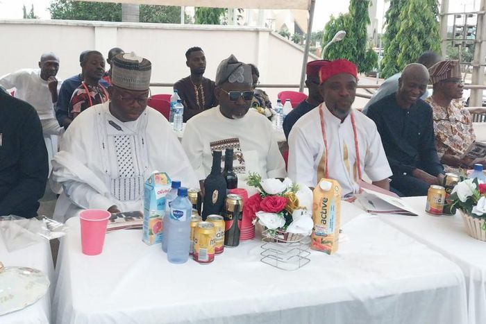 Benin community empowers 65 people with ₦15m start-up materials  [NAN]