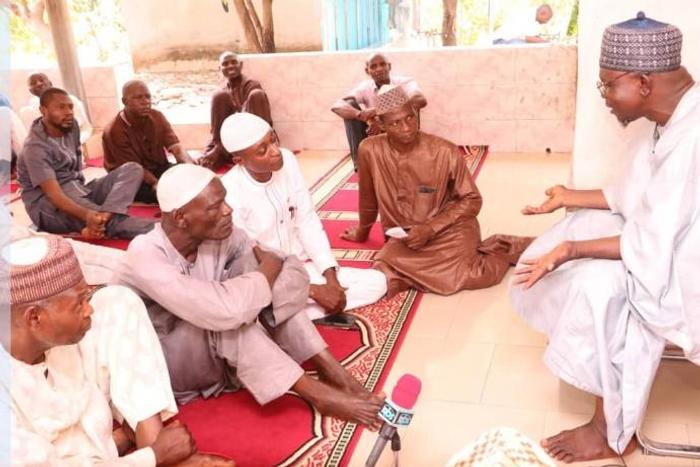 Islamic cleric warns youths against quick-money syndrome.