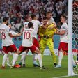 Lewandowski equals Pele's record, Szczęsny saves penalty as Poland beat Saudi Arabia