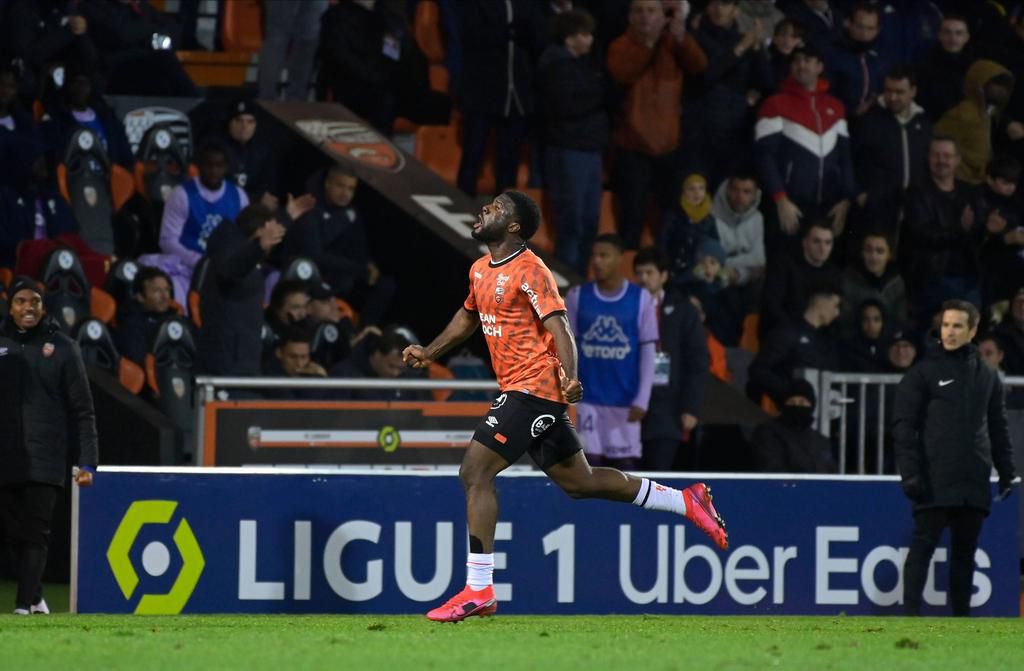 Terem Moffi set to leave Lorient for Nice