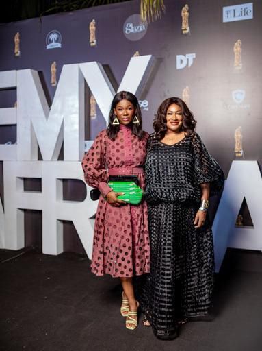 5Ama K Abeberese, Michelle McKinney Hammond