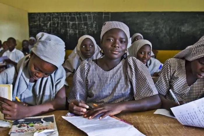 Teenage girls in school (21stCenturyChronicle)