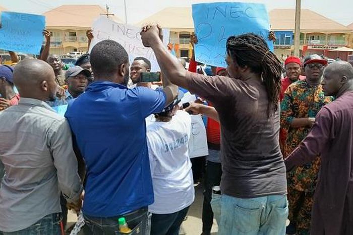 PDP members protest in Adamawa over gover poll controversy. (Channels TV)
