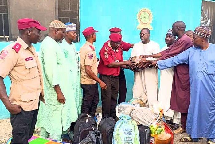 FRSC returns N27.1m recovered in accident scene to victim’s family.