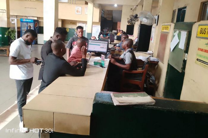 Road travelers in Abuja commend FG for 50% transport fare discount [NAN]