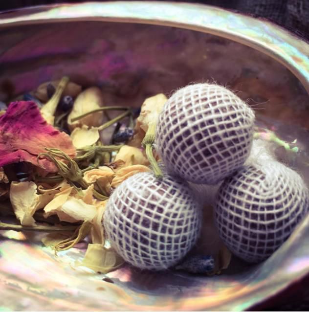 A file image of yoni pearls