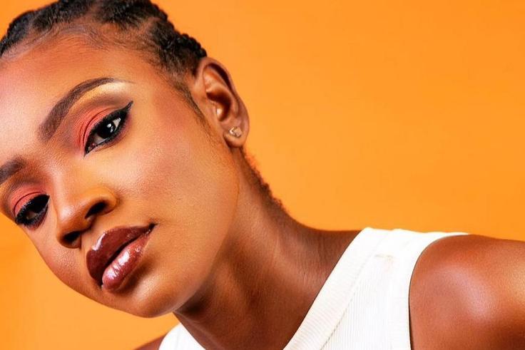 Asotaiye explores the beauty of spandex