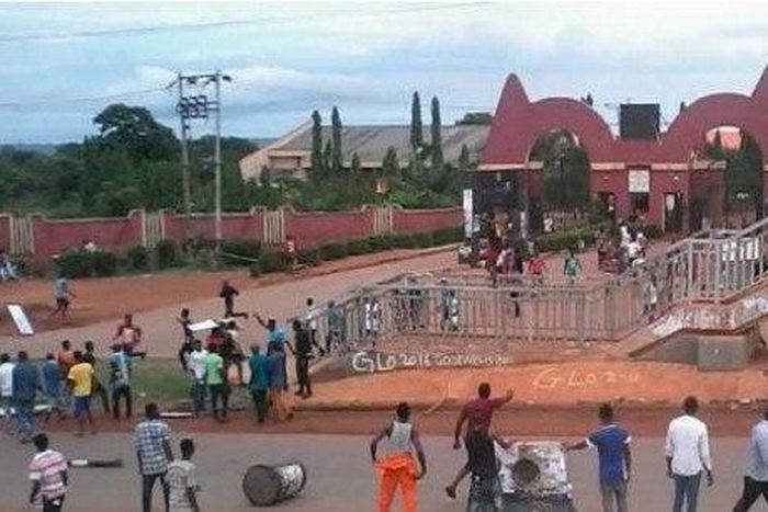 Auchi Poly riot