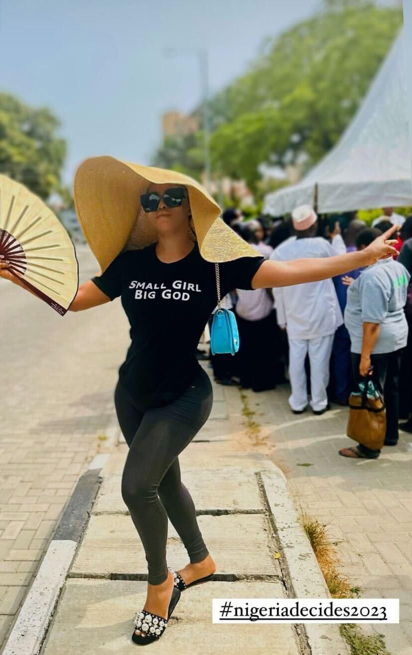 Toke Makinwa at her polling unit [Instagram/Tokemakinwa]