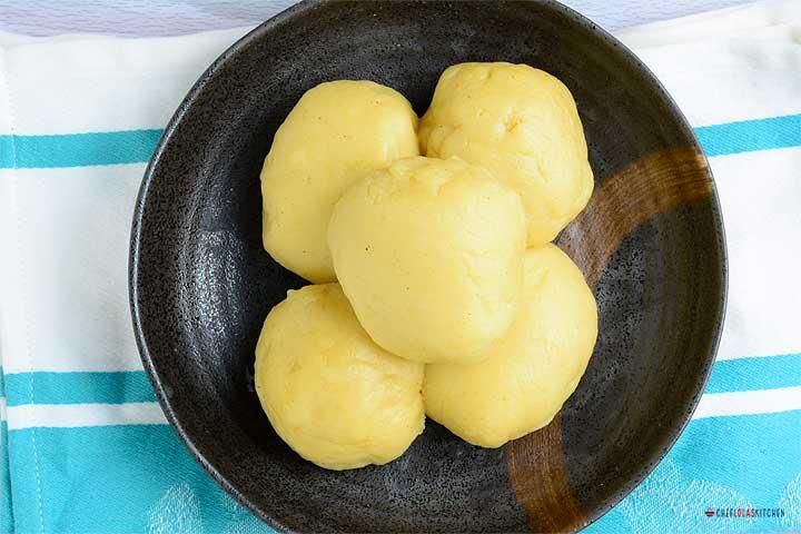 Fufu is also common in the two countries [ChefLola'skitchen]