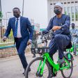 Oyo State Governor, Seyi Makinde riding bicycle for fun. [Twitter:Makinde]