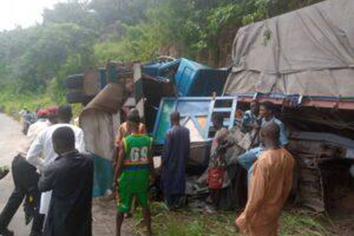 6 die as 2 vehicles collide on Osun highway. [NAN]