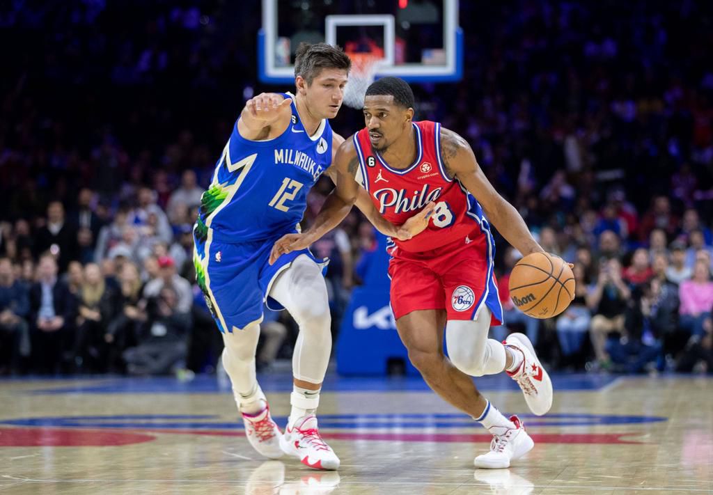 Milwaukee Bucks in action