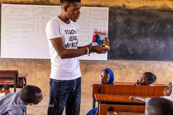Oladapo Omitogun teaching the pupils of  St. Peters Anglican Primary School, Joga Orile, Ogun State.