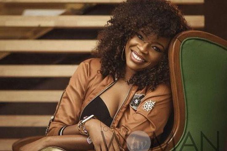 Kemi Adetiba illustrates her disinterest in transactional sex by using the parties in the scenario. She does not feel obligated to give either her respect. [Instagram/kemiadetiba]