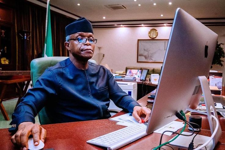 Vice President Yemi Osinbajo inaugurates committee on clean Nigeria programme. [Twitter/@NigeriaGov]