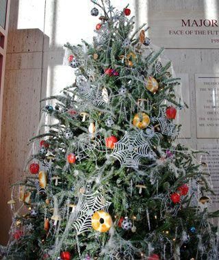 Ukrainian Spiderwebbed Christmas tree [Pinterest]