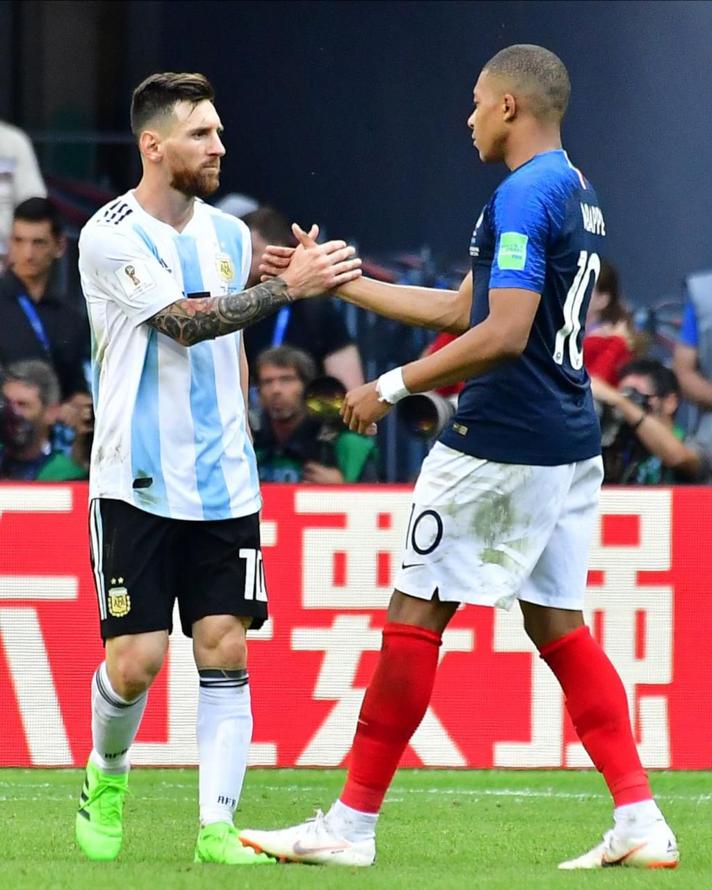 Club mates, Messi (L) and Mbappe (R) are looking to lead their respective countries to glory in Qatar.