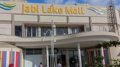 Jabi Lake Mall in Abuja shuts down over security threat (Punch)