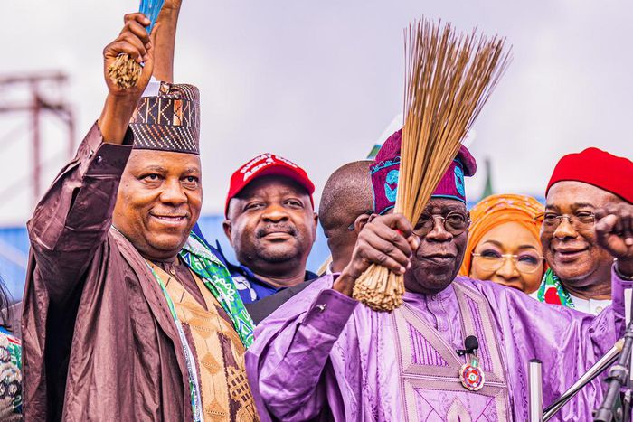 APC Presidential candidate Asiwaju Bola Tinubu and his running mate, Kashim Shettima. [Twitter:Sharksawn]