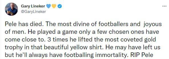 Social Media tributes to Pele