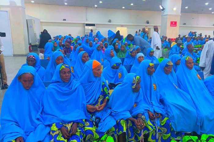 Buhari inaugurates 2023 Hajj first flight with 560 Nasarawa pilgrims. [Leadership]