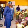 Governor Babajide Sanwo-Olu in a classroom with pupils. [The Realm News}