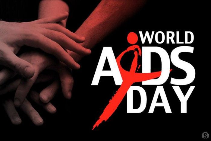 ___7673155___2017___12___1___11___World-Aids-Day-hands-image
