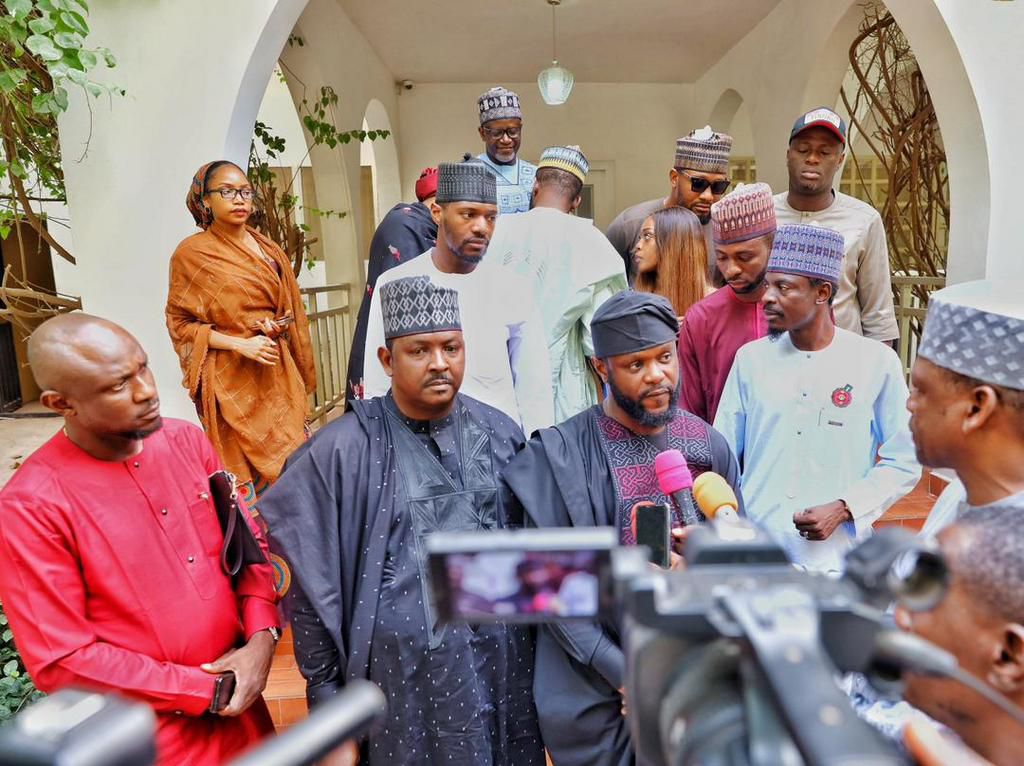 Seyi Tinubu pays condolence visit to Buhari over the death of his niece.