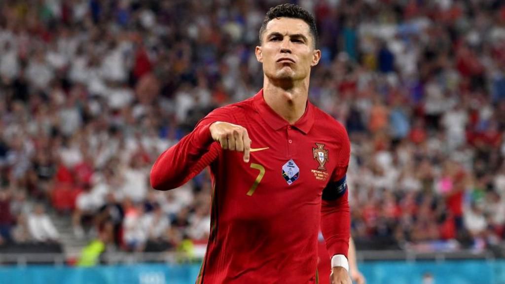 Cristiano Ronaldo is reportedly set to sign for Al-Nassr in a blockbuster move