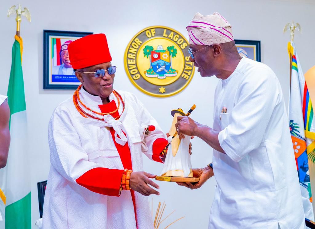 Oba of Benin visits Sanwo-Olu in Lagos, says Tinubu's presidency God-willed [Twitter:@jidesanwoolu]