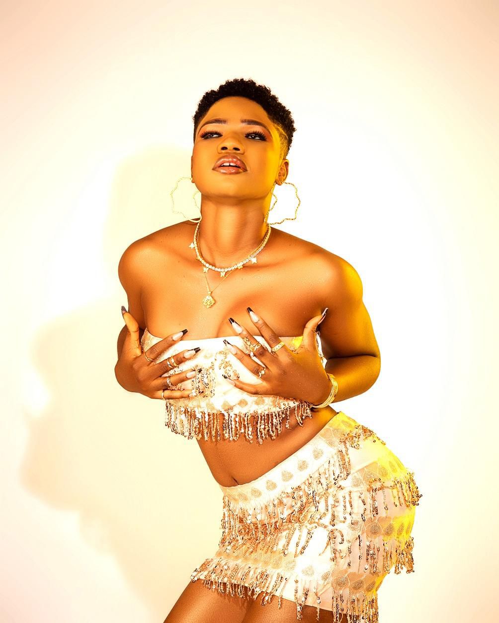 Plumcy: Afrobeats newest sensation thrills audiences with Yodi.