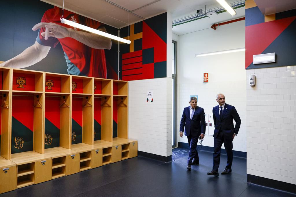 Roberto Martinez in Portugal's dressing room