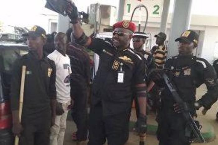 Zamfara anti-thuggery committee begins clampdown on traders rejecting old notes