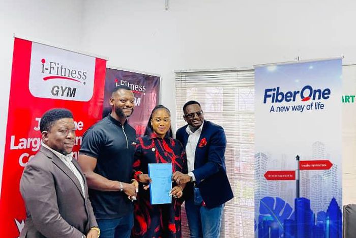 FiberOne Broadband partners with iFitness to provide free internet within their gym facility.