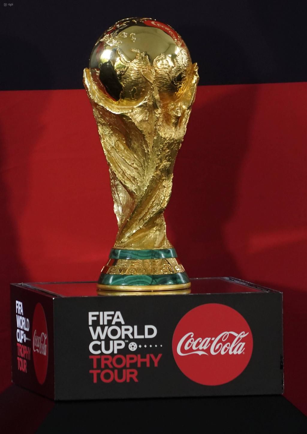 FIFA World Cup trophy at the exhibition in Brazil on October 31, 2022.