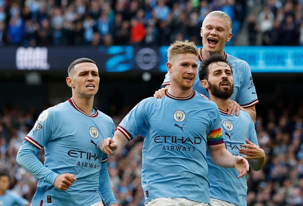 Manchester City players celebrate Kevin De Bruyne's goal against Brighton.Getty/Lynne Cameron