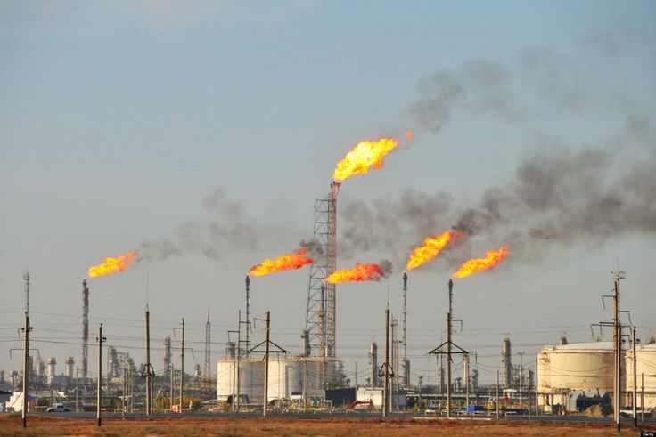Oil and gas companies continue to defy FG regulation [Premium Times Nigeria]