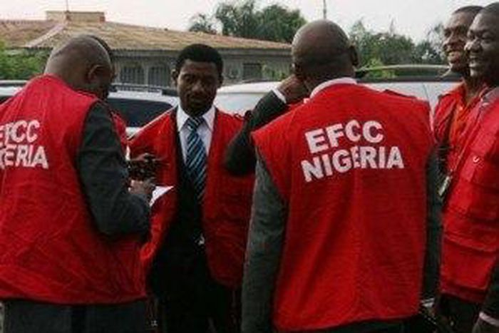 Officials of the Economic and Financial Crimes Commission (EFCC).