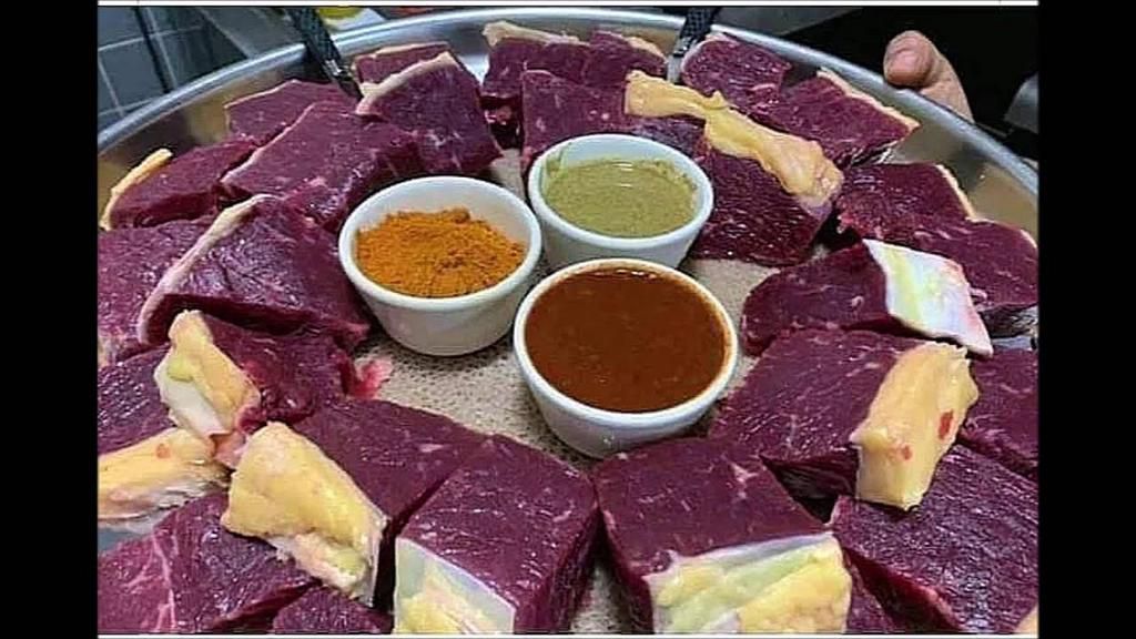 Secret behind raw meat Jose Chameleone tried at Ethiopian wedding/Courtesy