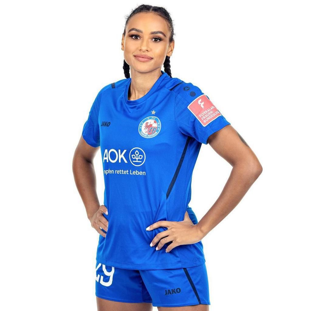 Onyinyechi Salome Zogg/Instagram