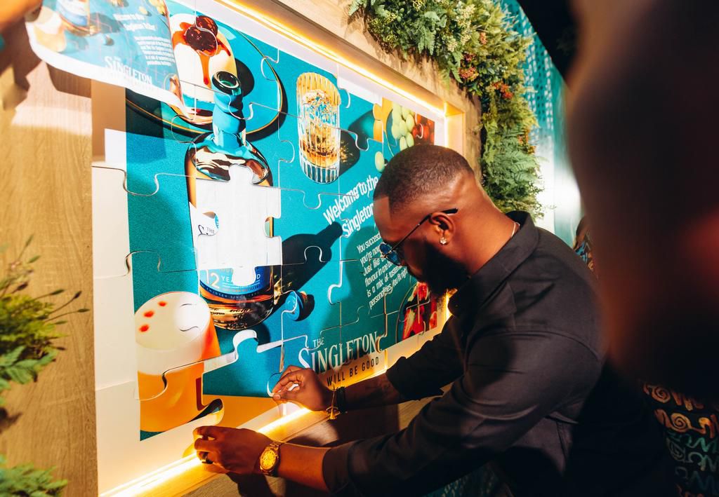 WHY THE SINGLETON IS THE PERFECT DRINK FOR CASUAL MOMENTS WITH FRIENDS