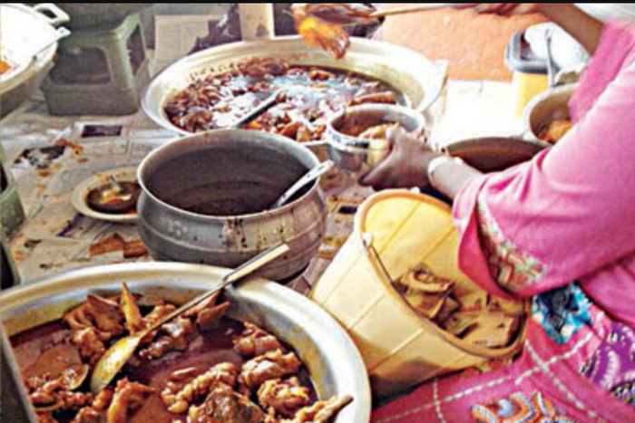 Naira: Food vendors, hawkers accept transfers to stay in business